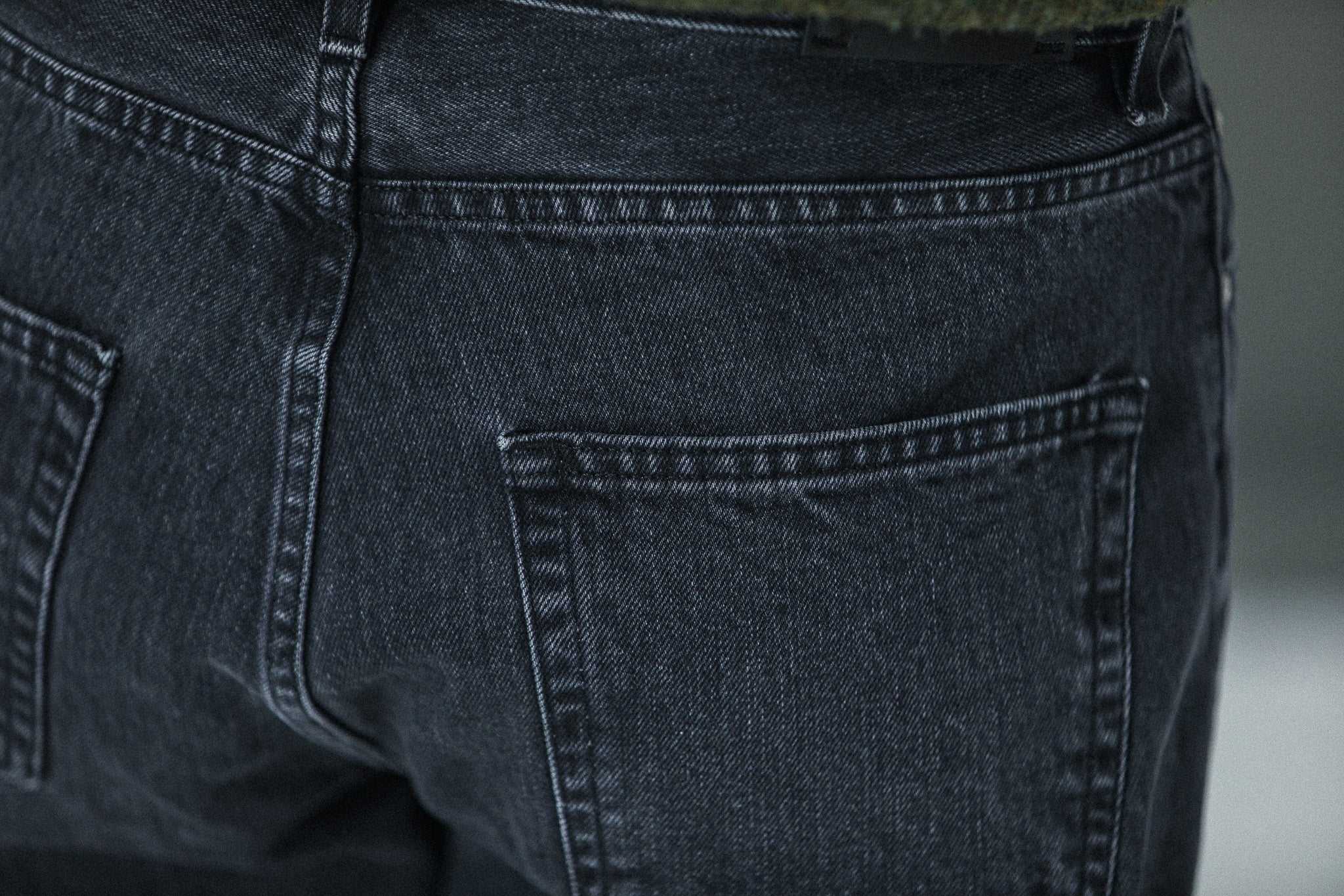 Jean Selvedge Noir Stonewash - Comfort Fit