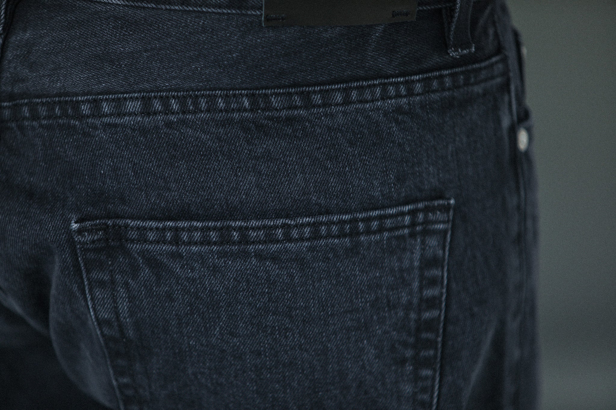 Jean Selvedge Noir Stonewash - Athletic Fit