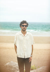 Camp Collar Brodée Florale Crème