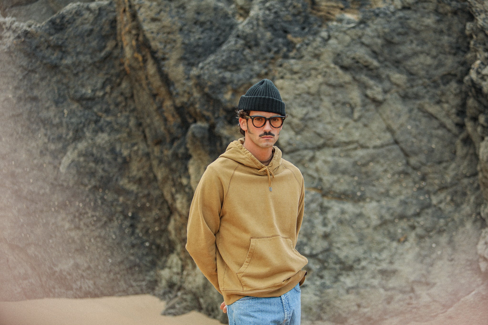 Hoodie Raglan Acid Wash Gold