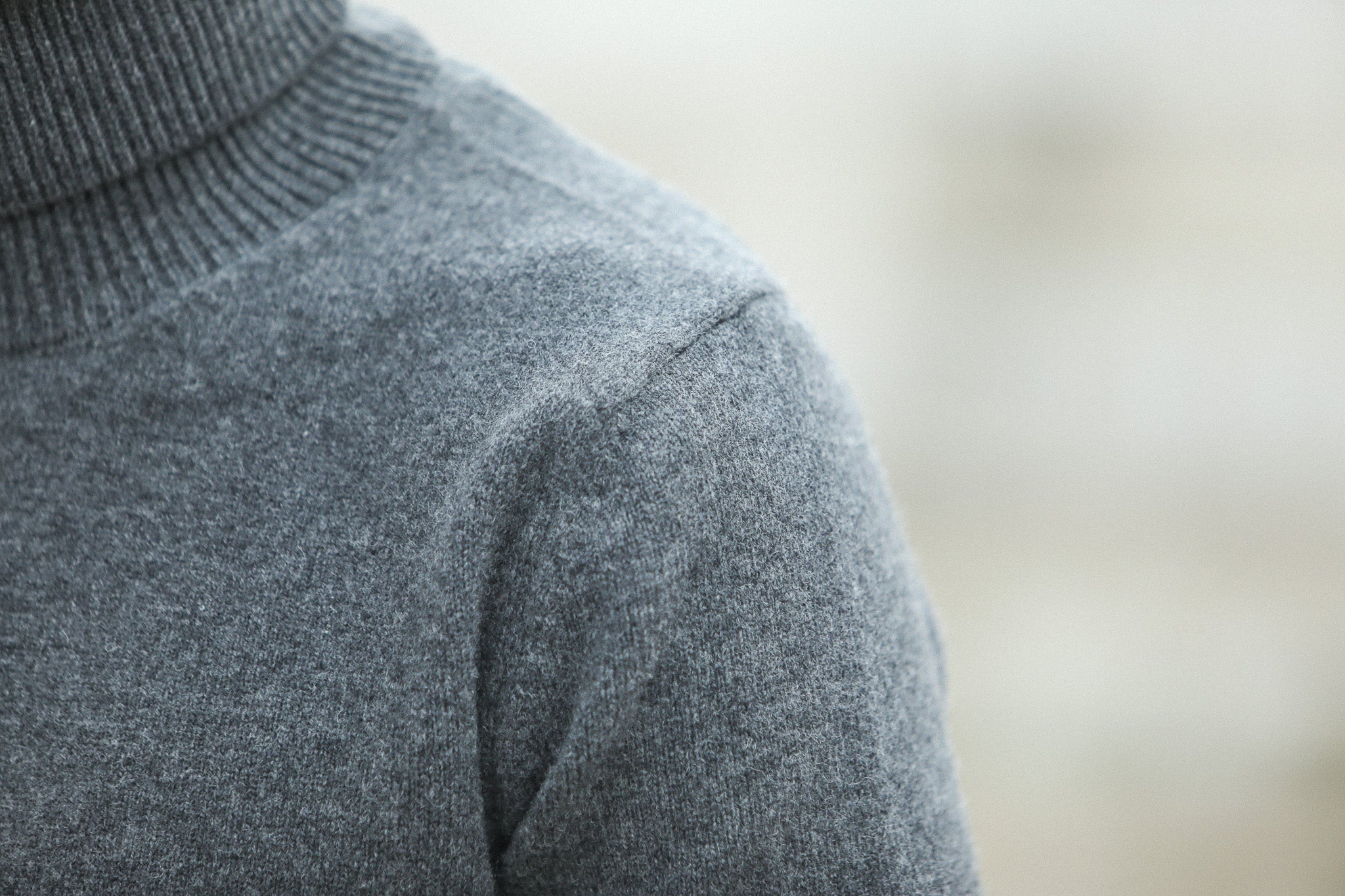 Pull Col Roulé Lambswool Dark Grey