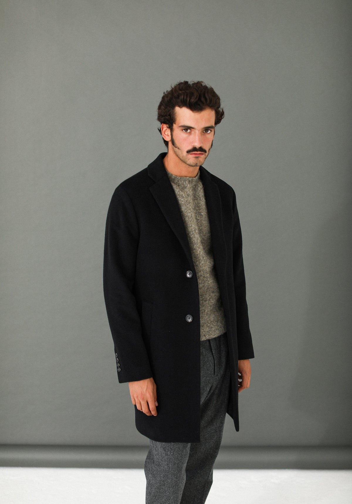 manteau drapeau noir